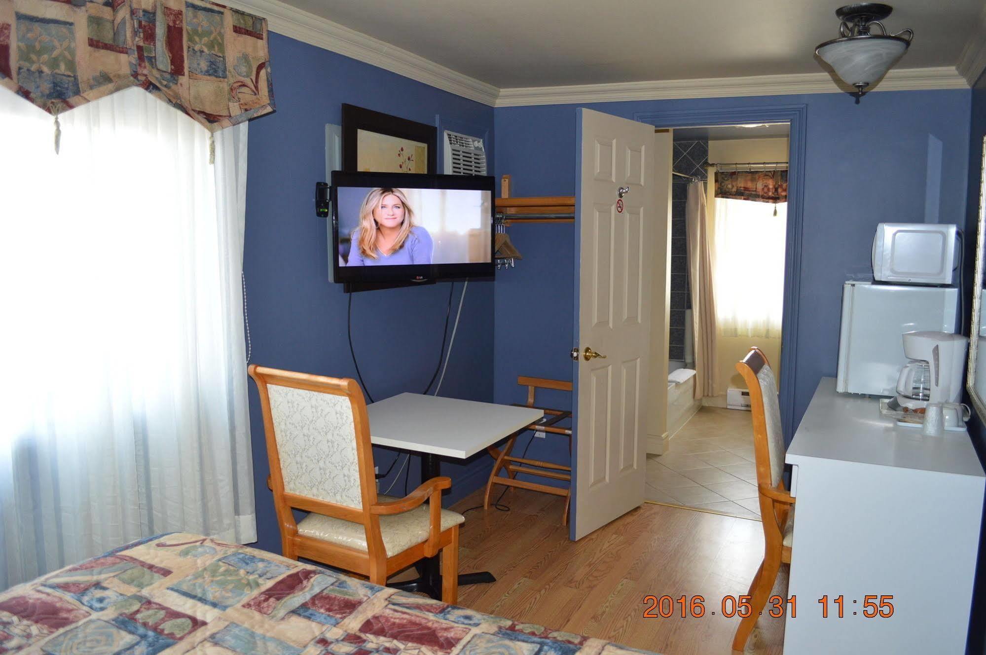 Motel-Auberge Helene Victoriaville Exterior foto